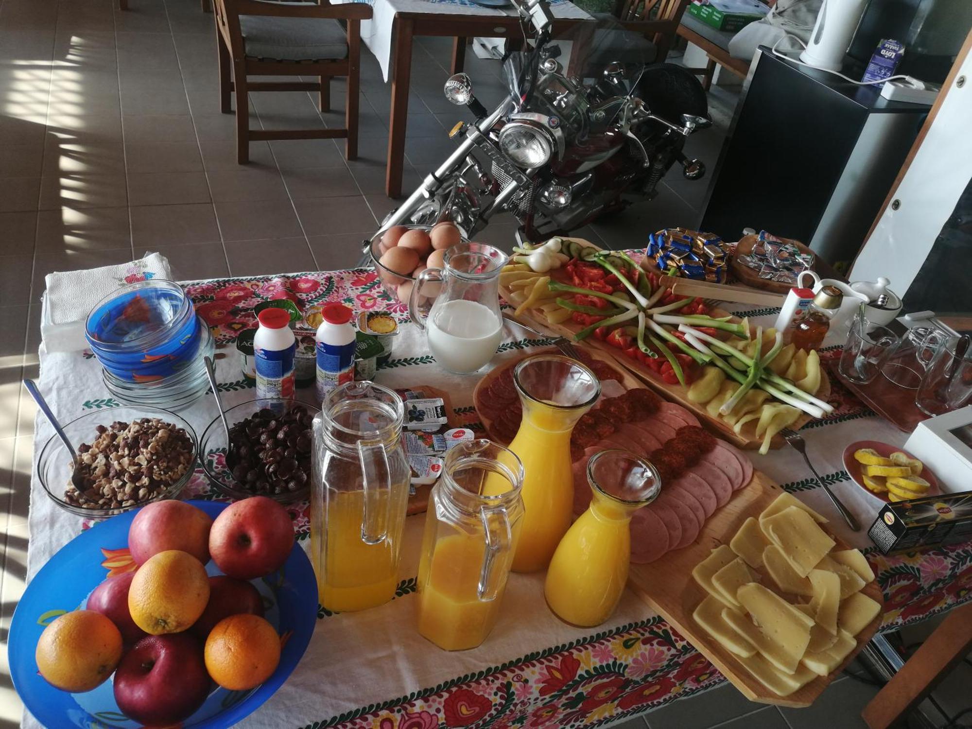 Jurta Hotel Balatongyoeroek Ngoại thất bức ảnh